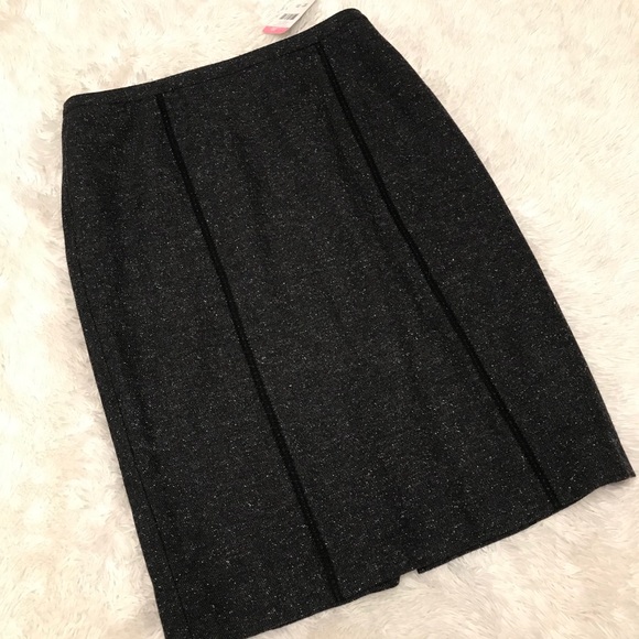Sigrid Olsen Dresses & Skirts - Sigrid Olsen NWT WOOL tweed skirt size 10